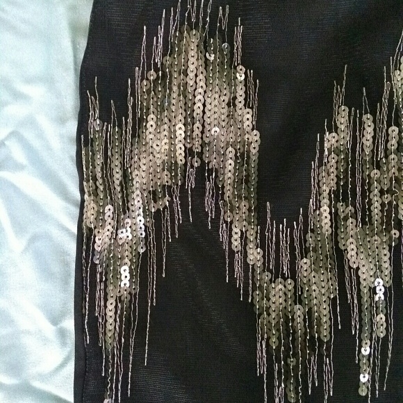 Mossimo Mini Skirt Size 6, Black w/Silver Sequins - Picture 4 of 5